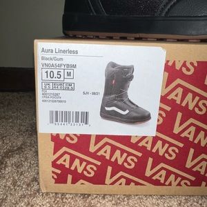 Vans Snowboard boots